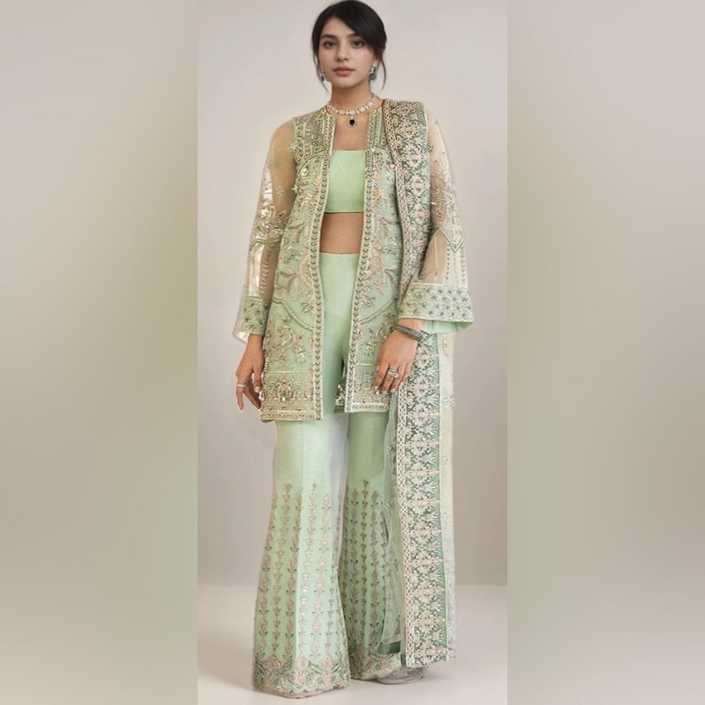 EUC GORGEOUS Intricately Embroidered Pastel Mint 4-Piece Ethnic Party Set